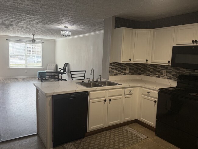 Foto del edificio - 241 S Irwin St