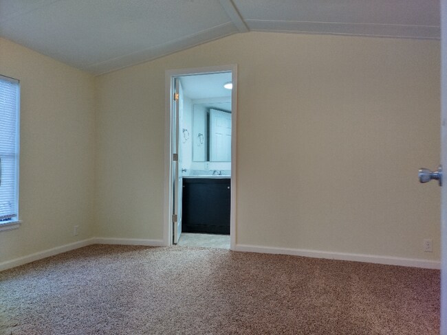 Building Photo - 4823 Anhinga Ln