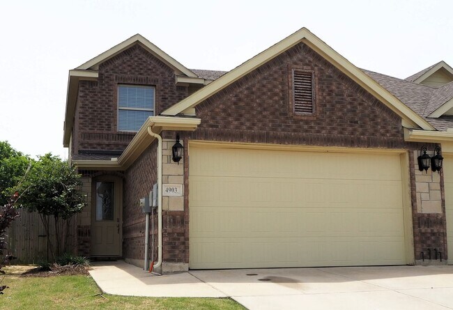 Foto del edificio - 4903 Villas Dr