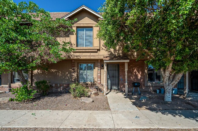 Foto del edificio - 5871 N 59th Dr