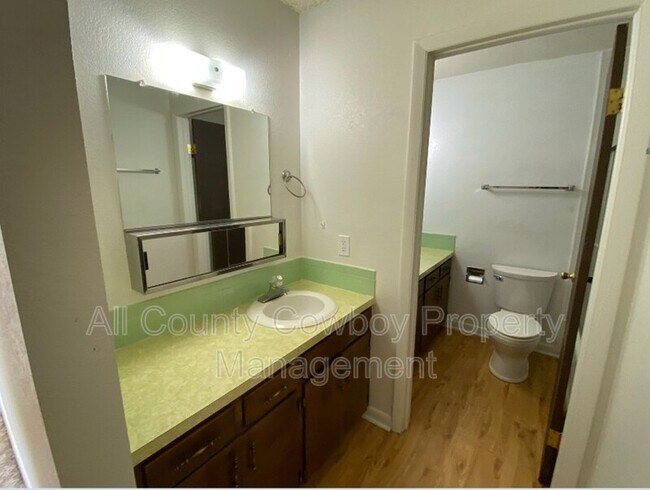 Foto del edificio - 267 N 8th St