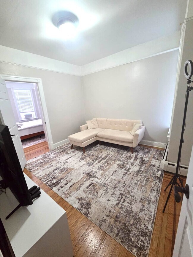 Sala de estar 2 - 391 Woodlawn Ave