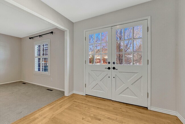 Building Photo - 7398 S Hudson Way