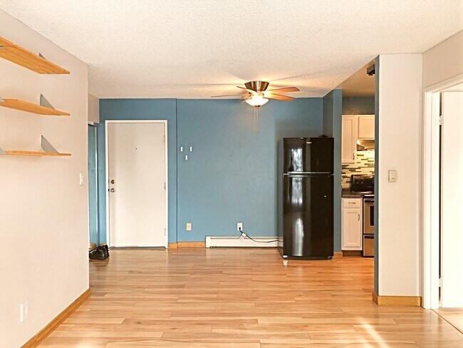 Foto del edificio - 860 W Moorhead Cir