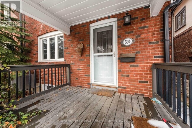 Building Photo - 594 Hillsdale Ave E