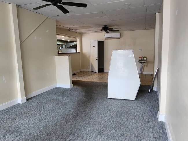 Foto del edificio - 27 Main St