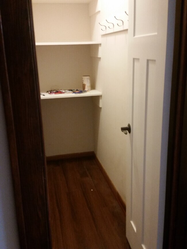 Foto del edificio - 936 Drake St