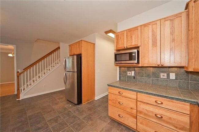 Building Photo - 1170 Rhyne Chase