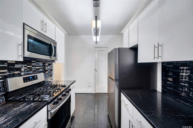 Building Photo - 35-63-63 88th St
