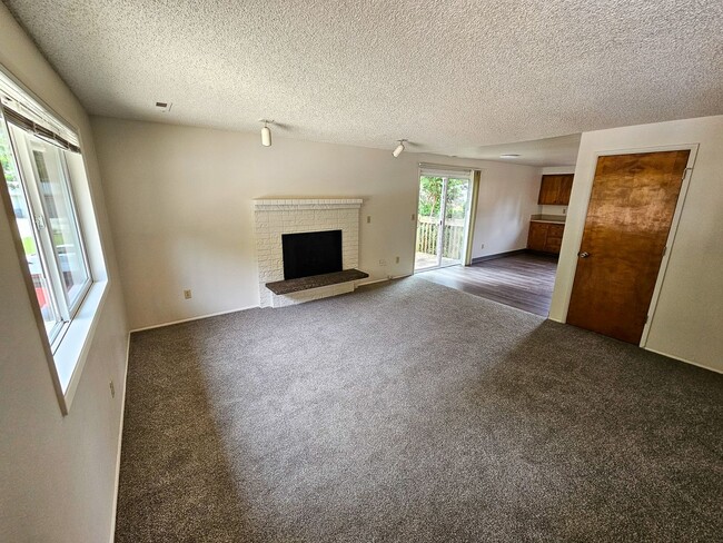 Building Photo - 2177-2183 Nomad Ct SE