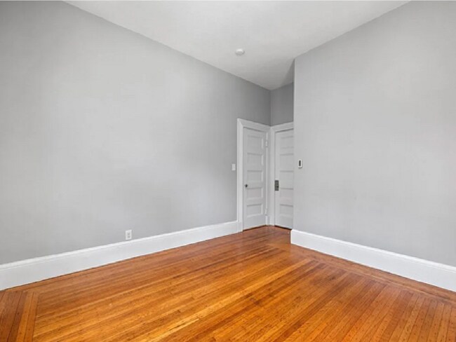 Foto del edificio - 857 Beacon St