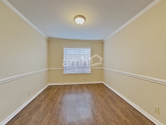 Foto del edificio - 4748 Crystal Brook Dr