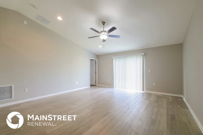 Building Photo - 1040 Condor Dr