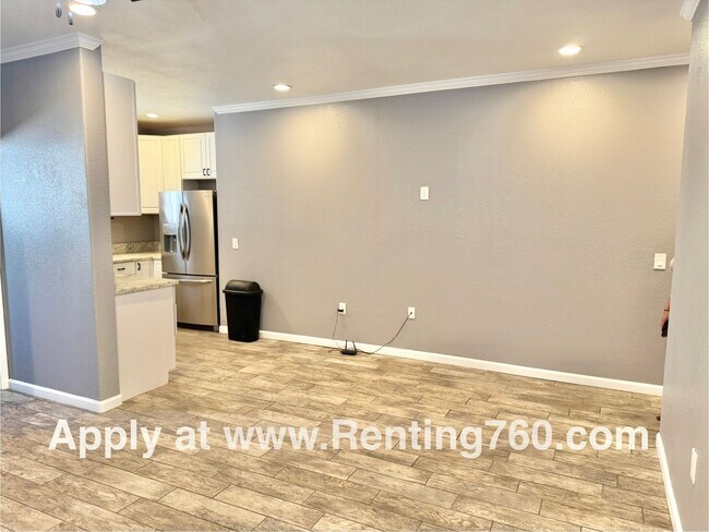 Foto del edificio - 56824 Cobalt Rd