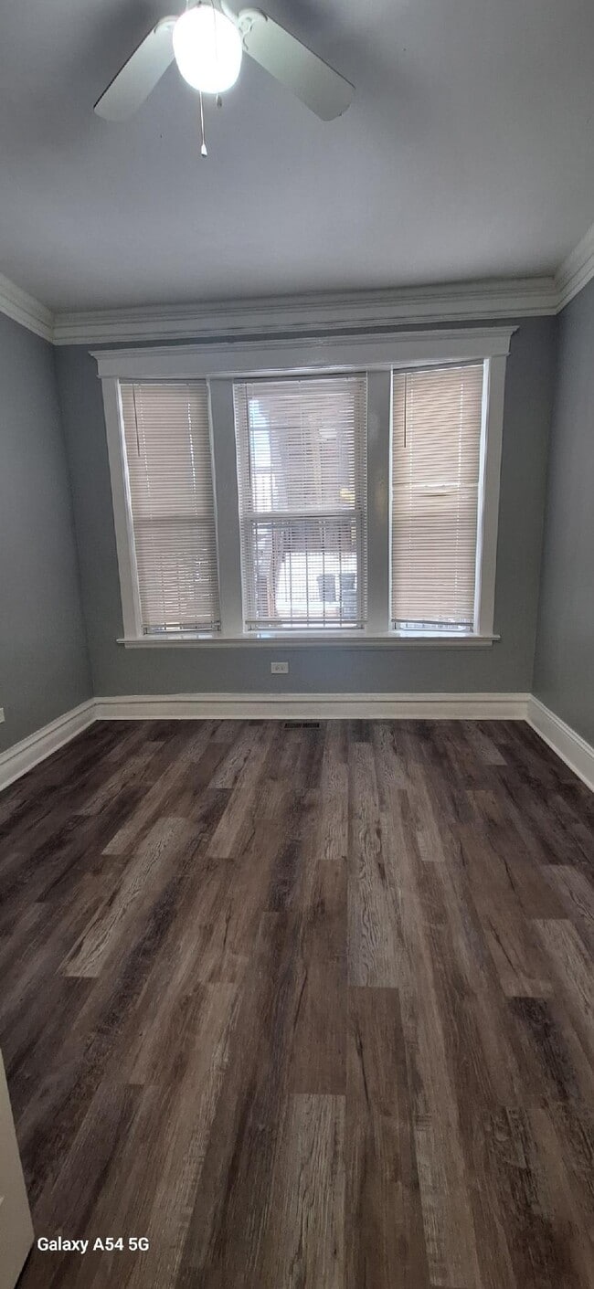 Building Photo - 6629 S Green St