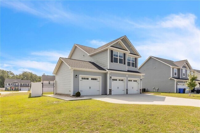 Building Photo - 1338 Water Leaf Dr