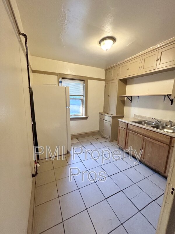 Foto del edificio - 3112 N 38th St