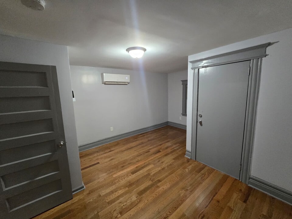 47 Baldwin Ave #3 — photo 2 of 7