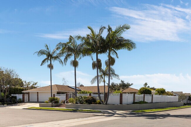Photo - 1901 Altura Dr House