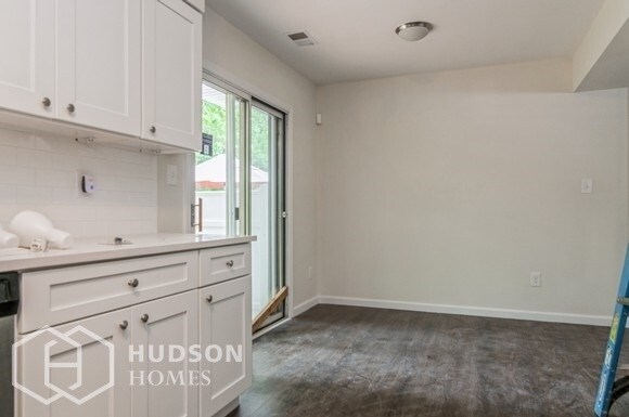 Building Photo - NOW AVAILABLE! - 9 Stockton Commons, Yapha...
