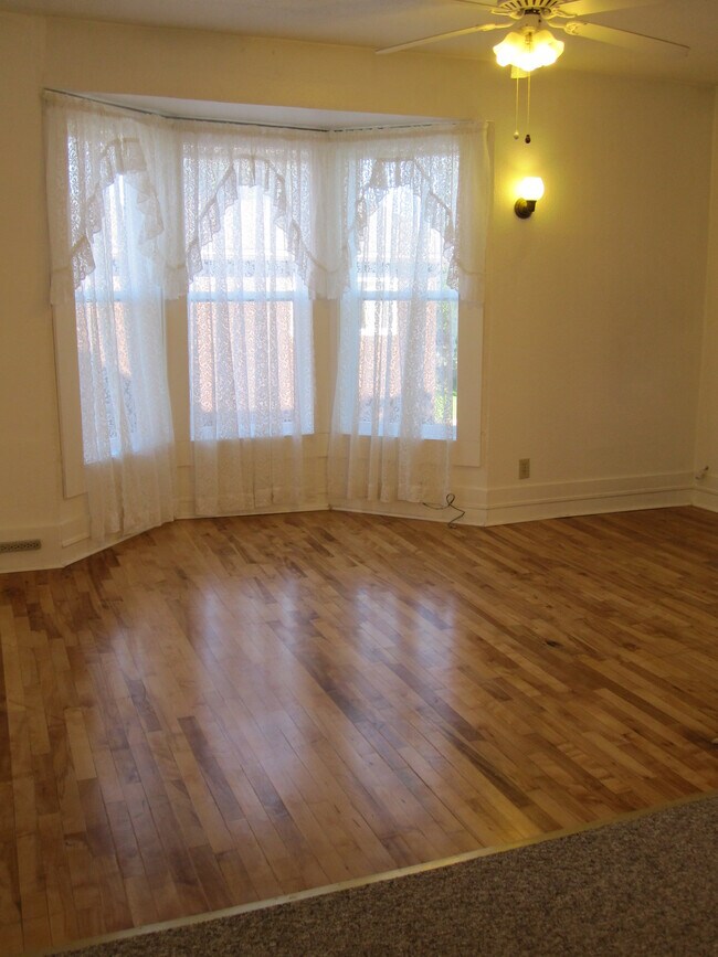 491 Flambeau Ave Unit .5, Phillips, WI 54555 Apartments in Phillips