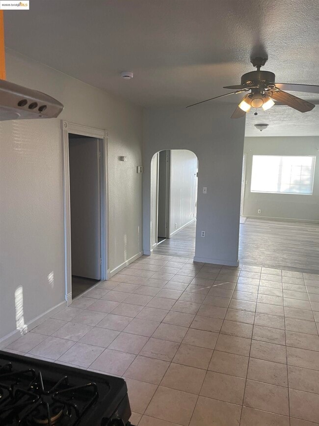 Building Photo - 3525 Bissell Ave