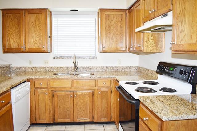 Building Photo - 804 Wildwood Ln