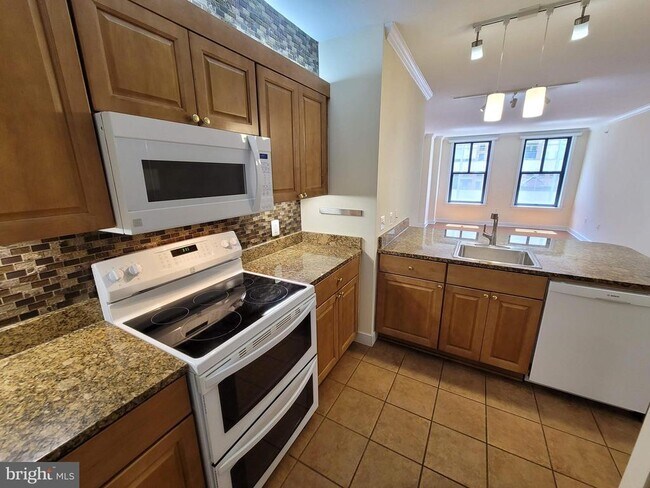 Foto del edificio - 631 D St NW
