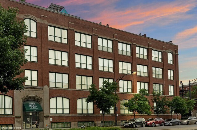 Building Photo - 1727 S Indiana Ave