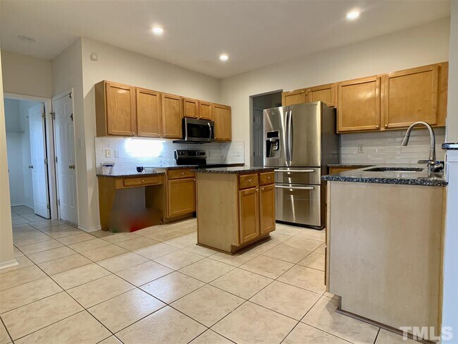 Foto del edificio - 4908 Heatherfield Way