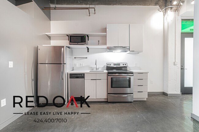 Foto del edificio - 430 S Broadway
