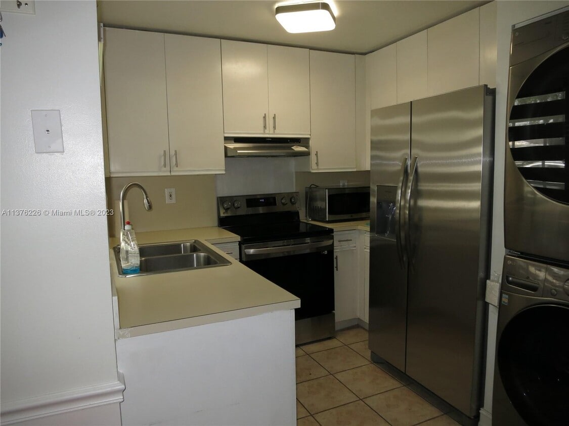 Building Photo - 13749 SW 147th Circle Ln