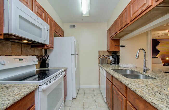 Foto del edificio - 8415 Hearth Dr