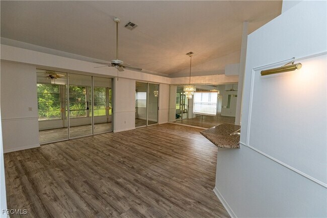 Foto del edificio - 8204 Breton Cir