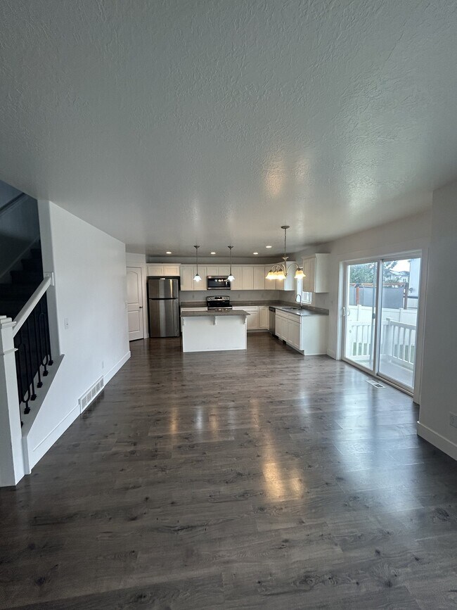 Foto del edificio - 878 W Mckenna Rd