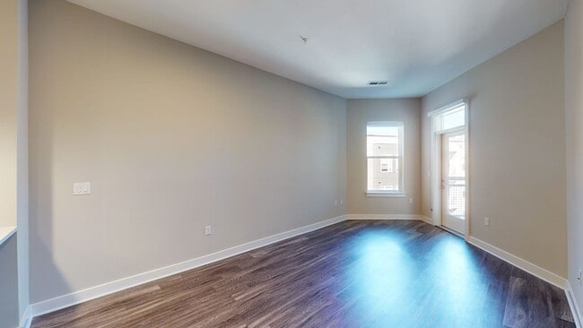 Interior Photo - Station on Silver