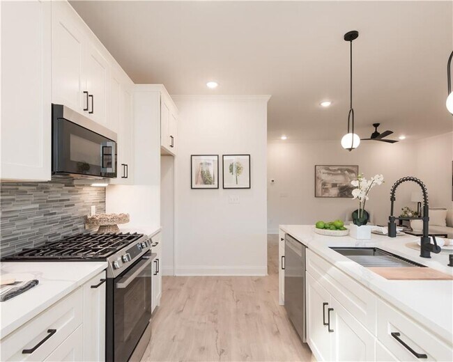Foto del edificio - 3389 Thurgood Ct