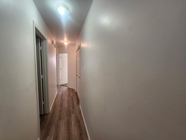 Building Photo - 2140 Elizabeth Blvd