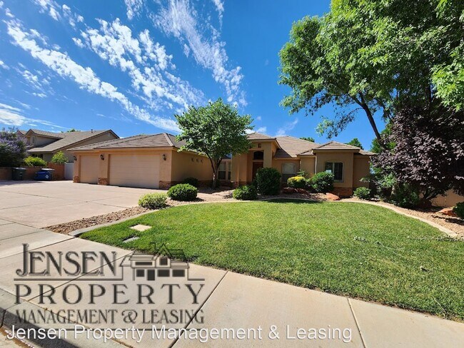 Building Photo - 4 br, 3 bath House - 586 East Lost Ridge