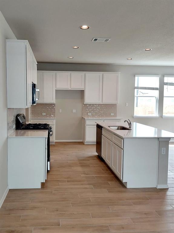 Building Photo - 121 Billet Dr