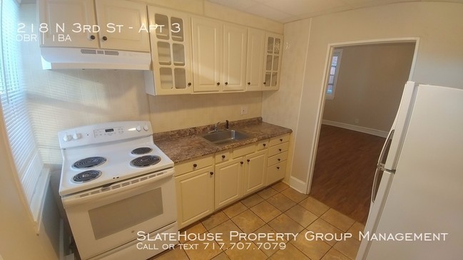 Foto del edificio - Efficiency Apartment with Off-street Parking