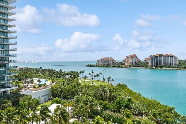 Foto del edificio - 1000 S Pointe Dr