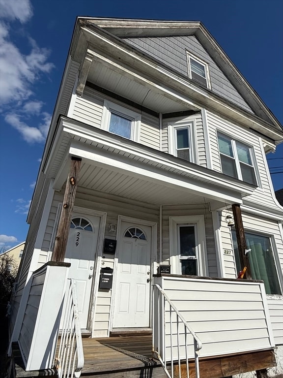 Building Photo - 227 White St
