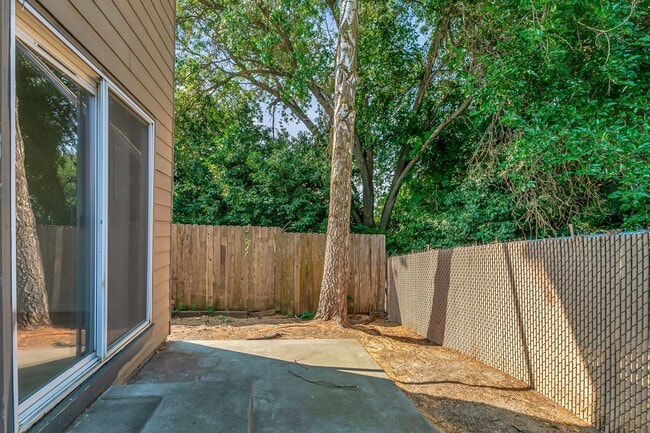 Building Photo - 1845 N Keene Way Dr