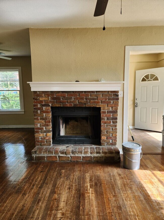 Foto del edificio - Single Family 2 bed 2 bath
