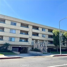 Building Photo - 12635 Main St