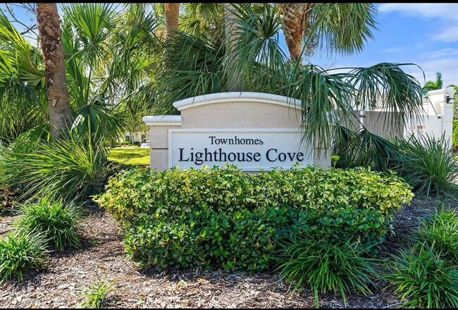 Foto del edificio - 329 Cape Harbour Loop
