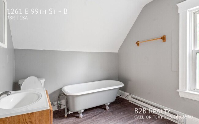 Foto del edificio - 1261 E 99th St