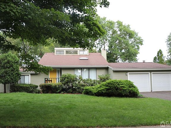 Primary Photo - 40 Wayne Ave