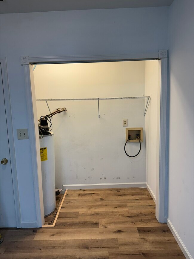 Laundry hook up off the kitchen - 306 S State St